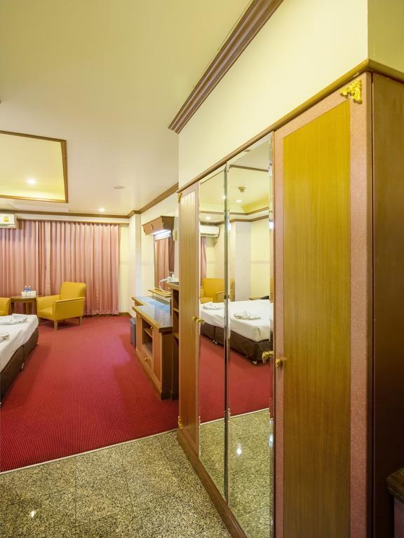 Bavana Hotel Бангкок Экстерьер фото