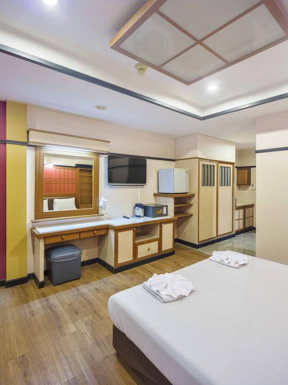 Bavana Hotel Бангкок Экстерьер фото