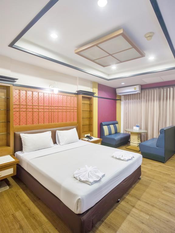 Bavana Hotel Бангкок Экстерьер фото